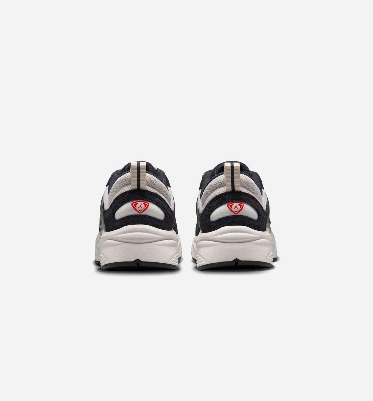 Trunner OS SE Mens Lifestyle Shoe - Off NoirUniversity RedPhantom