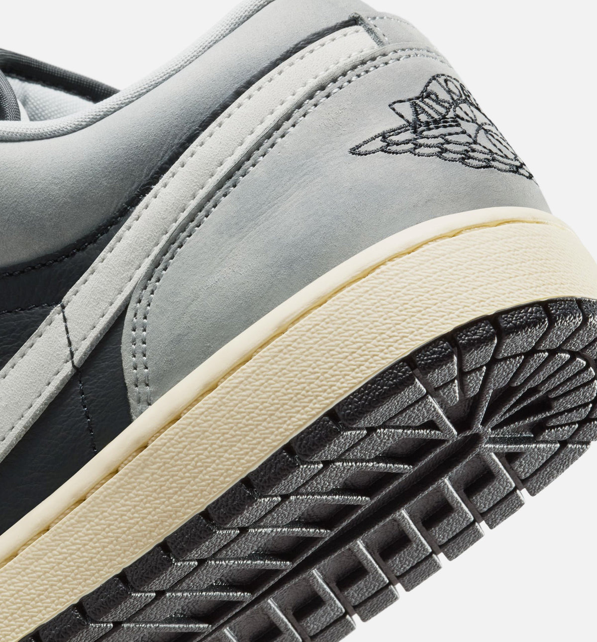 Air Jordan 1 Low SE Men's Sneakers - Light Smoke Grey
