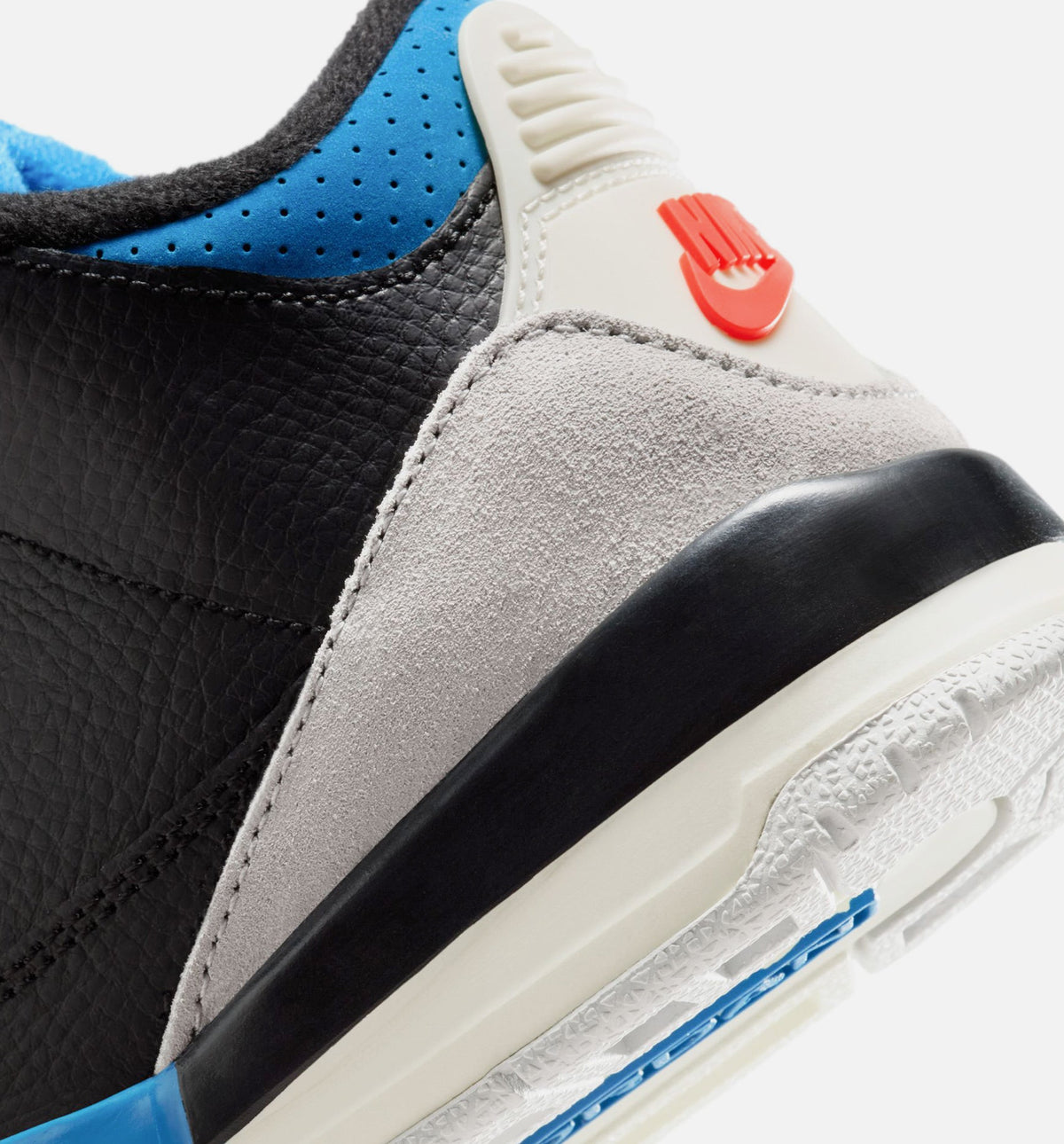 Air Jordan 3 Retro OG Rare Air Preschool Lifestyle Shoe - BlackChile RedNeutral Grey