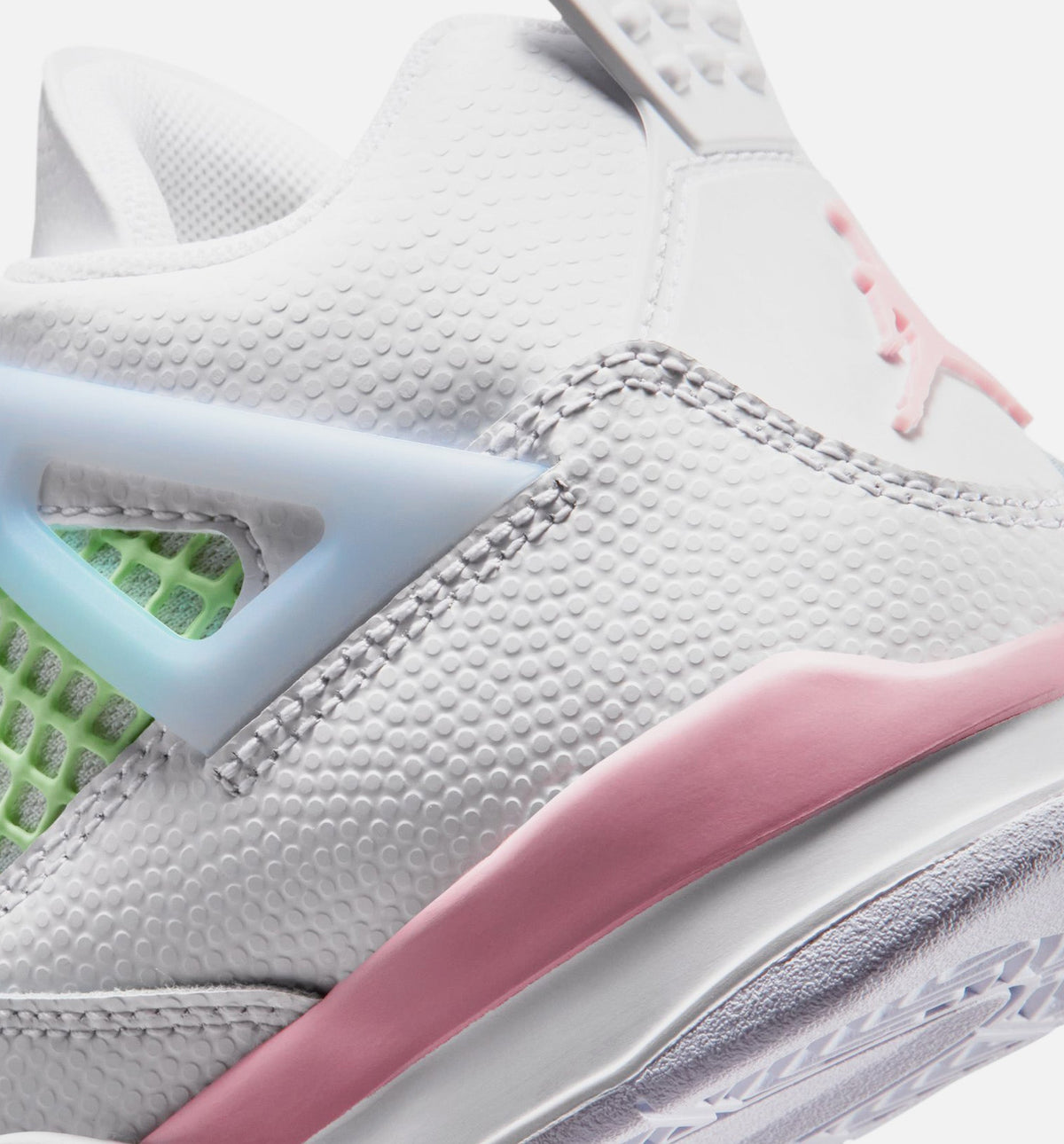 Air Jordan 4 Retro Medium Soft Pink Preschool Lifestyle Shoe - WhiteMedium Soft PinkHalf Blue