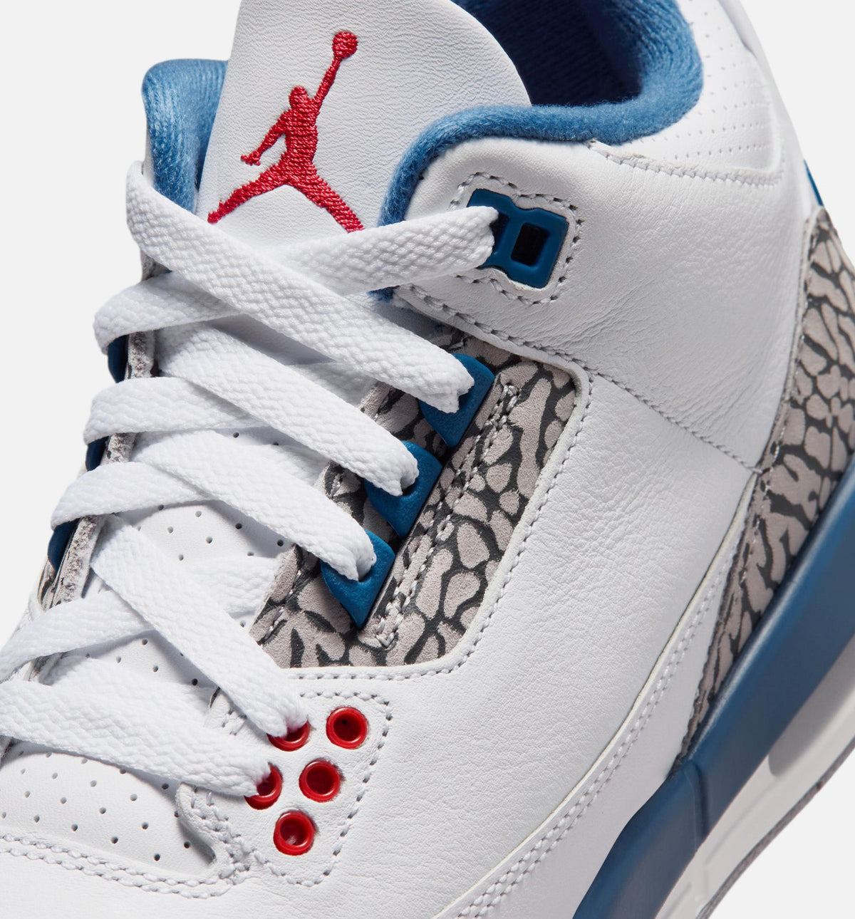 Air Jordan 3 Retro OG True Blue Grade School Lifestyle Shoe - WhiteFire RedTrue Blue Free Shipping